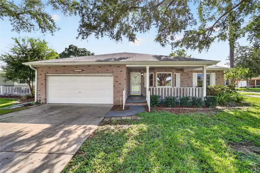 9885 SW 90TH AVE #D, Ocala, FL 34481