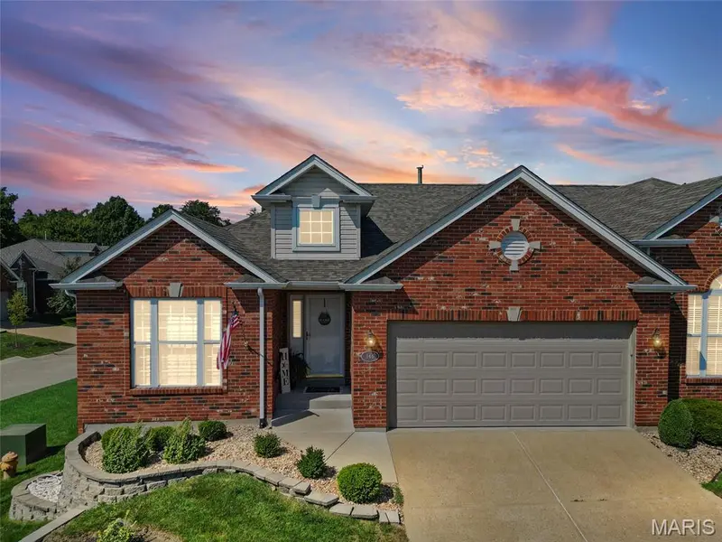 146 Tori Pines DR, St Louis, MO 63129