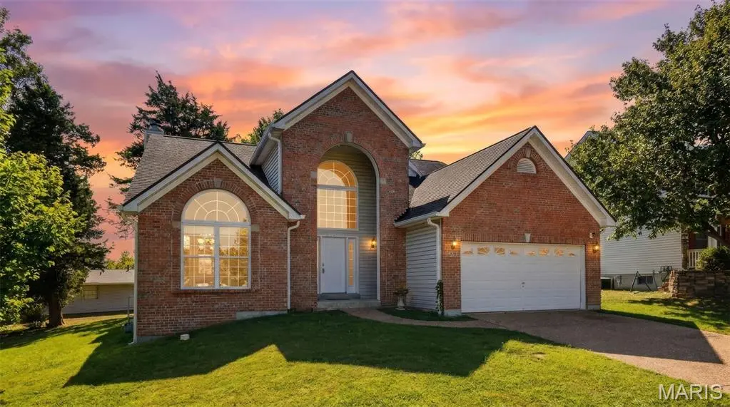 2012 Archway DR, Wentzville, MO 63385