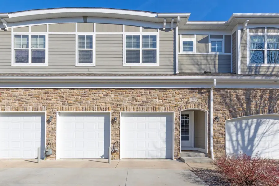 17830 Valley Cove CT, Wayzata, MN 55391