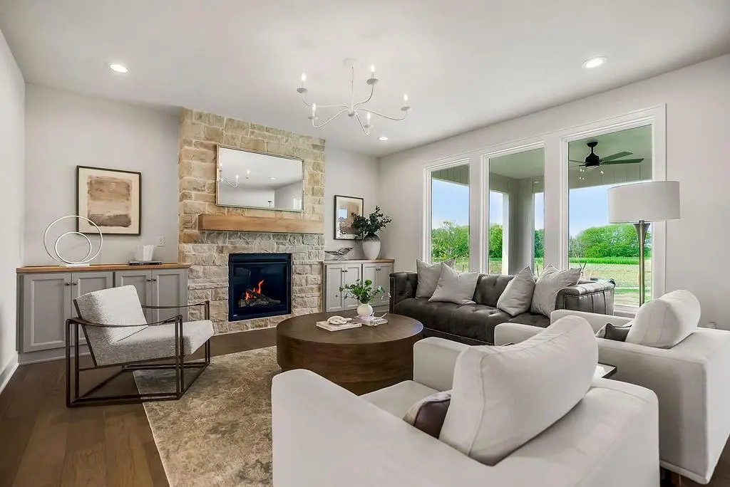 17825 Rainbow BLVD, Overland Park, KS 66085