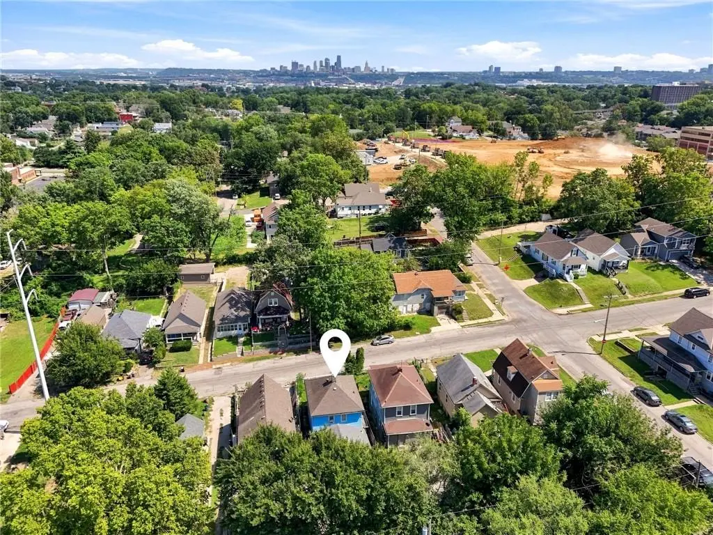 212 N Valley ST, Kansas City, KS 66102