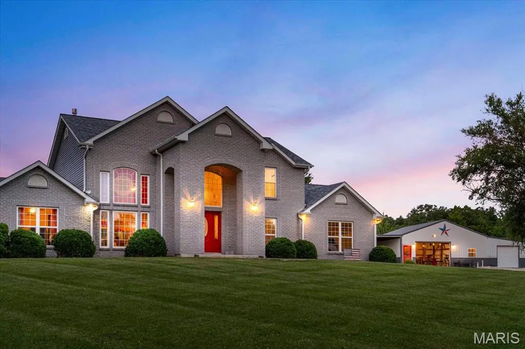 396 Bunker Hill RD, Silex, MO 63377