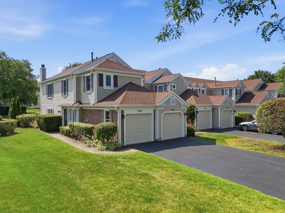 1661 Vermont DR #A, Elk Grove Village, IL 60007