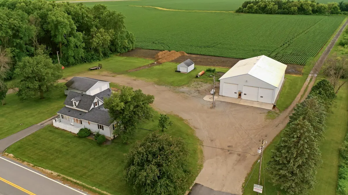 62561 120th AVE, Claremont, MN 55924