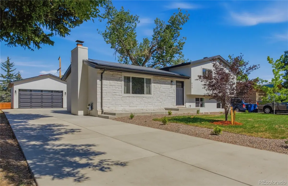 950 Laurel ST, Broomfield, CO 80020