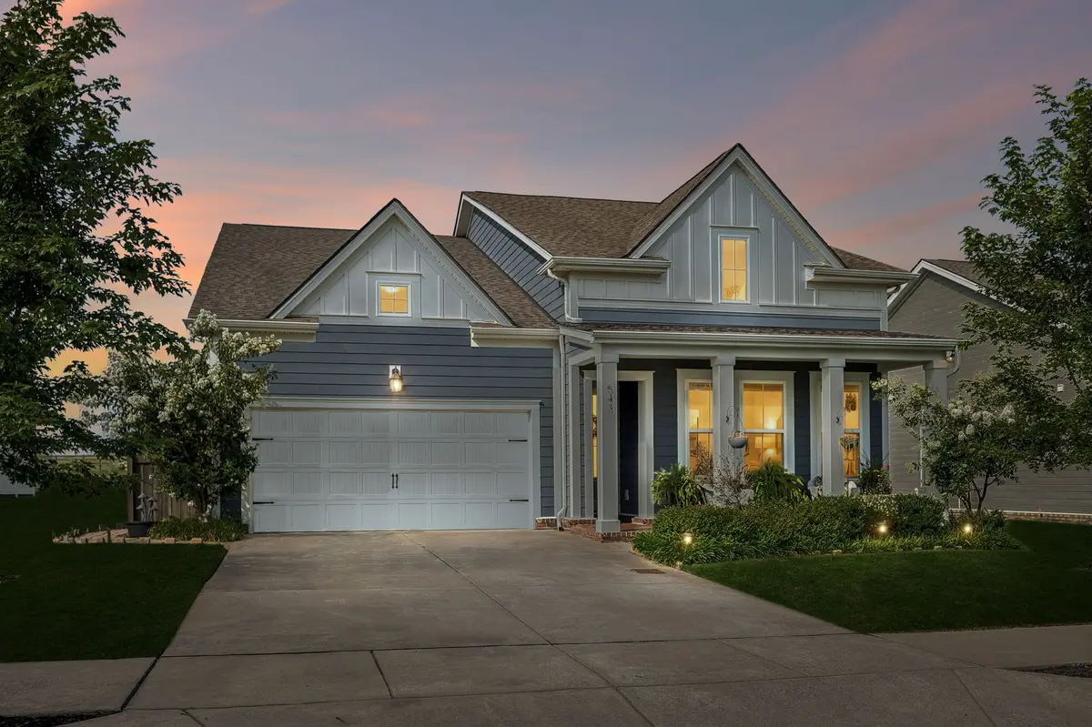 543 Farmstead Ln, Spring Hill, TN 37174