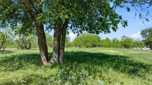 6947 Moody RD, Moody, TX 76557