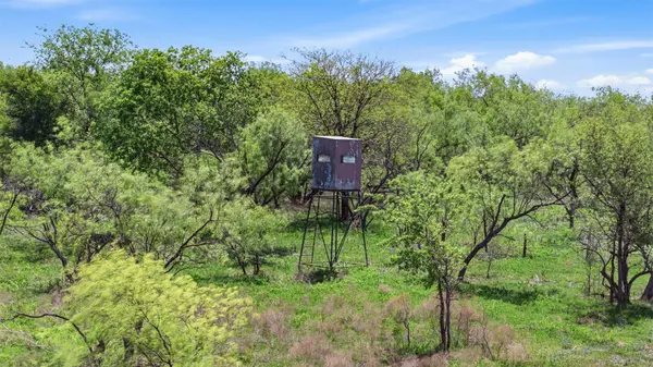 6947 Moody RD, Moody, TX 76557