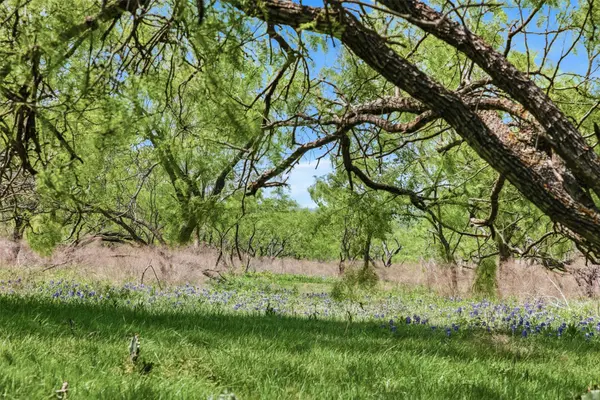 6947 Moody RD, Moody, TX 76557