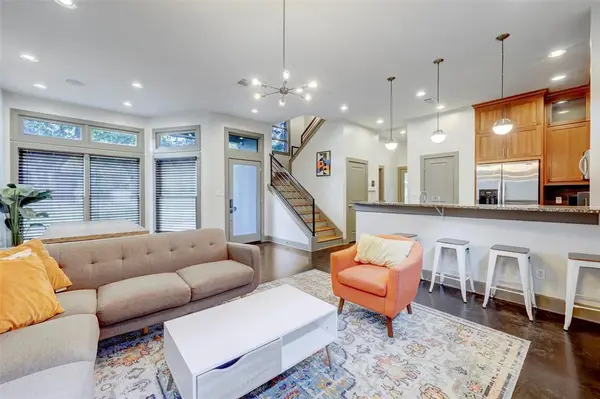 602 W N Loop BLVD #B, Austin, TX 78751
