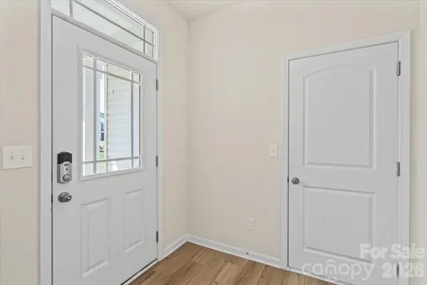4529 Iron Oak LN, Charlotte, NC 28269