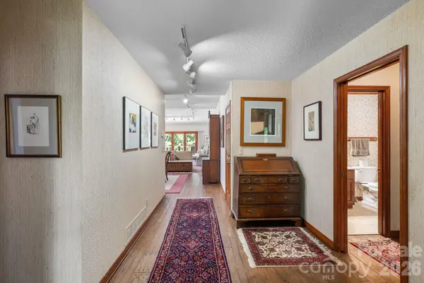 48 Stony RDG, Asheville, NC 28804