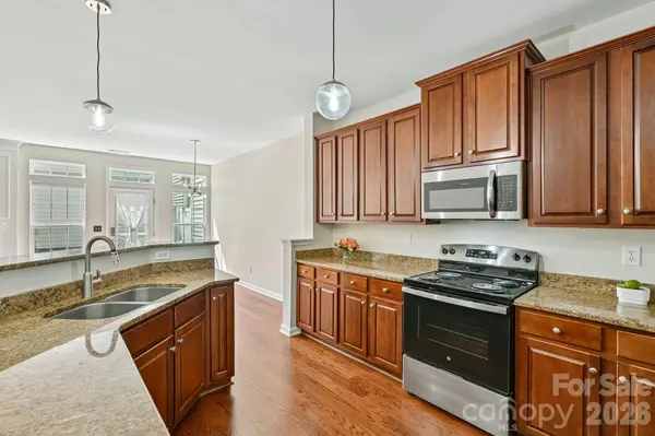 20524 Harbor View DR, Cornelius, NC 28031