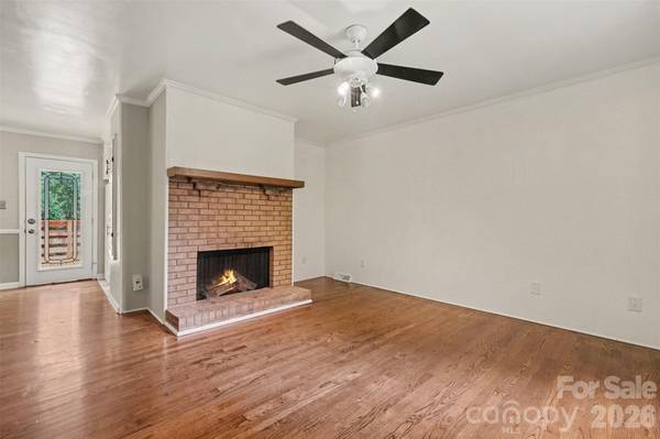 5315 Ruth DR, Charlotte, NC 28215