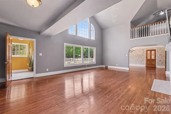 5914 Hanna CT, Charlotte, NC 28212