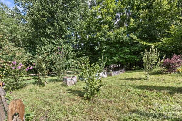 25 Asa CT, Black Mountain, NC 28711