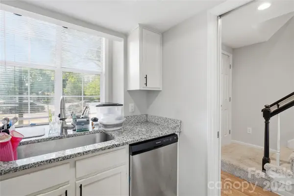 5227 Amity Springs DR, Charlotte, NC 28212