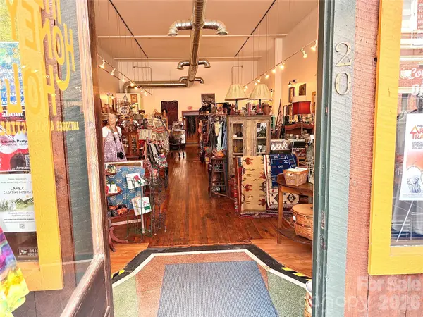 20 S Main ST, Marshall, NC 28753