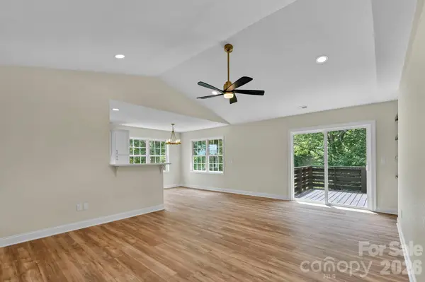 157 Scarlett Ridge DR, Marshall, NC 28753