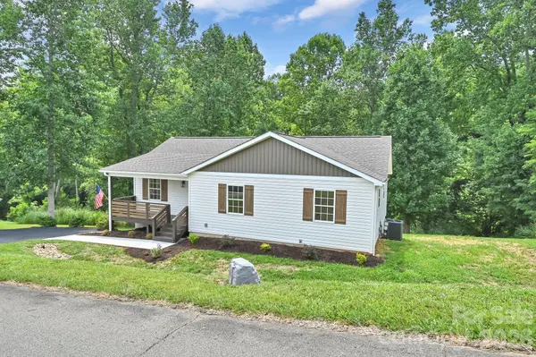 157 Scarlett Ridge DR, Marshall, NC 28753