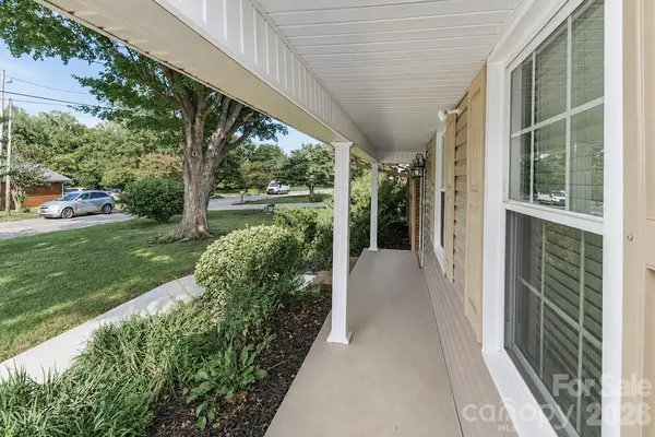 1412 Mount Vernon AVE, Statesville, NC 28677