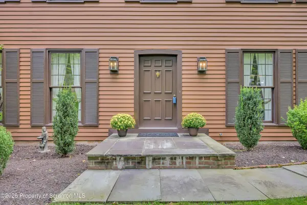 513 Clinton ST, Waverly, PA 18471