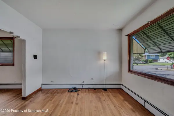 269 Poplar ST, Dickson City, PA 18519