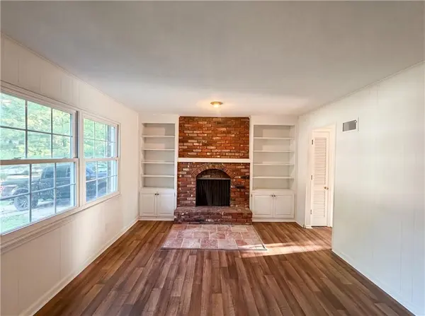 5243 N Lydia AVE, Kansas City, MO 64118