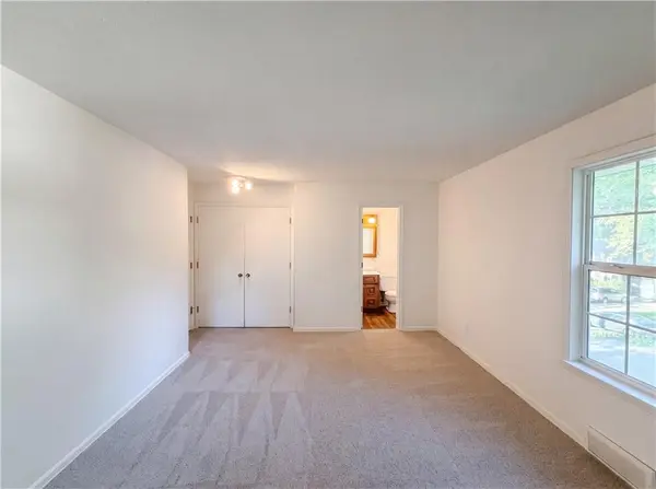 5243 N Lydia AVE, Kansas City, MO 64118