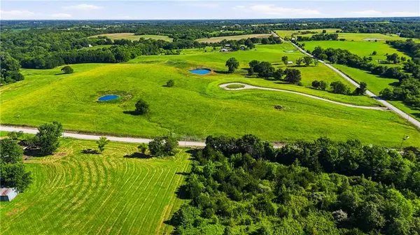 SE 207th ST, Holt, MO 64048