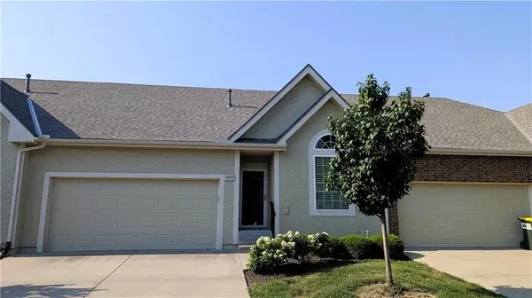 15519 W 61 TER, Shawnee, KS 66217