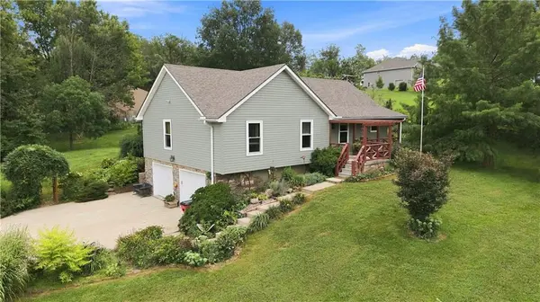 1807 N Elsea Smith RD, Independence, MO 64056