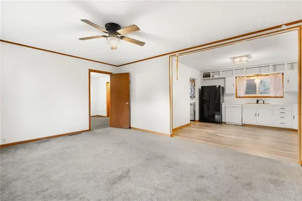 807 S Willow ST, Gallatin, MO 64640