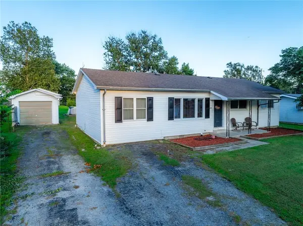 807 S Willow ST, Gallatin, MO 64640