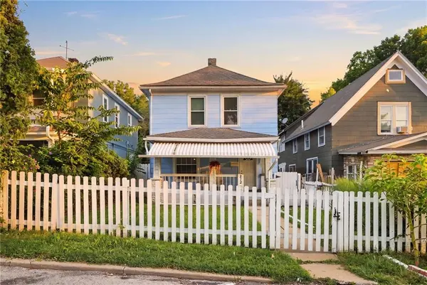 212 N Valley ST, Kansas City, KS 66102