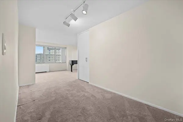 555 KAPPOCK #21d, Bronx, NY 10463