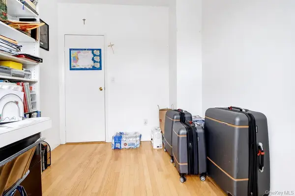 6214 62nd RD, Middle Village, NY 11379