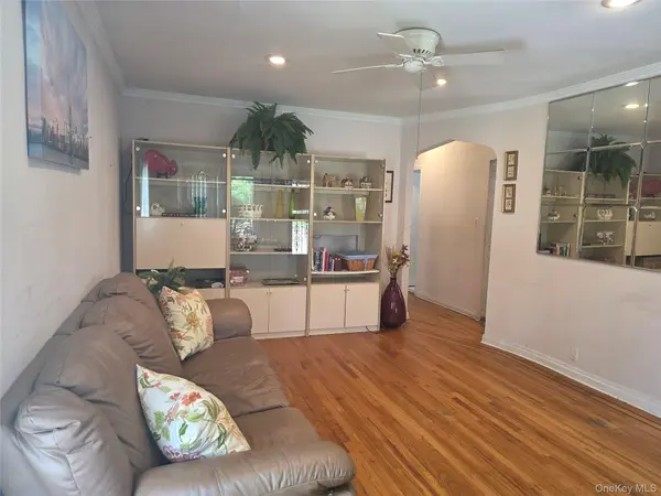 17516 Underhill AVE, Fresh Meadows, NY 11365