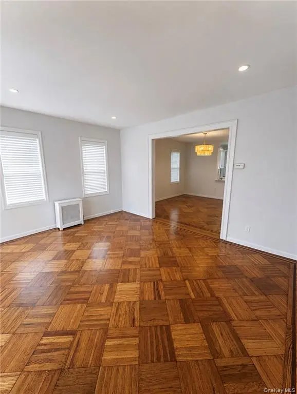 214 E 38th ST, Brooklyn, NY 11203