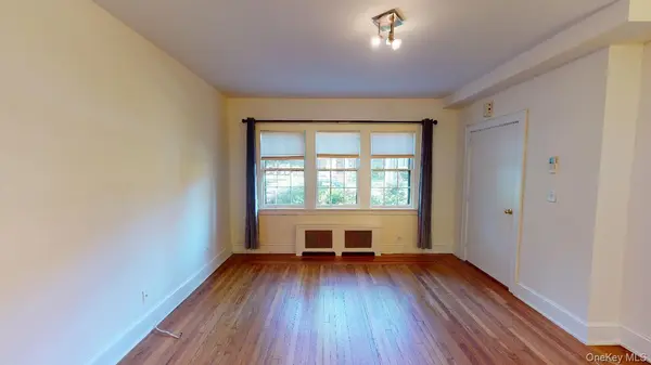 382 Burns ST #1, Forest Hills, NY 11375