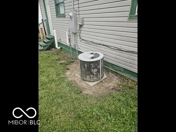 309 W 8th ST, Muncie, IN 47302