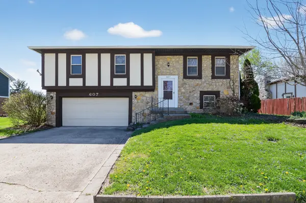 607 Rahkewood DR, Indianapolis, IN 46217