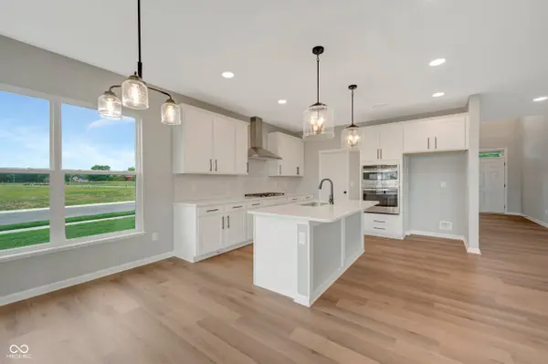 10003 Bitternut Run LN, Indianapolis, IN 46259
