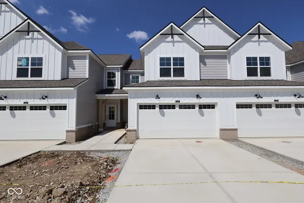 11244 Hobbsbrook DR, Noblesville, IN 46060