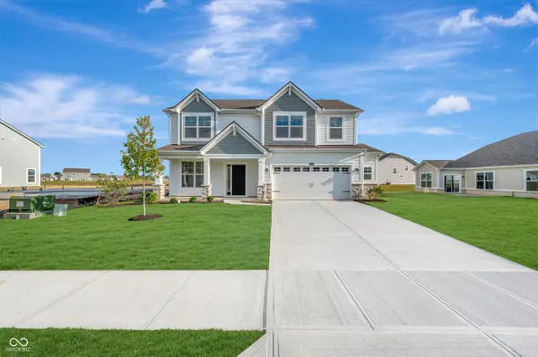 4217 Hayden Valley DR, Bargersville, IN 46106