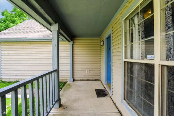 6105 Lakeside Manor AVE, Indianapolis, IN 46254