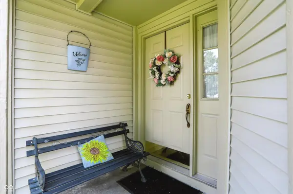 295 Carriage CT, Franklin, IN 46131