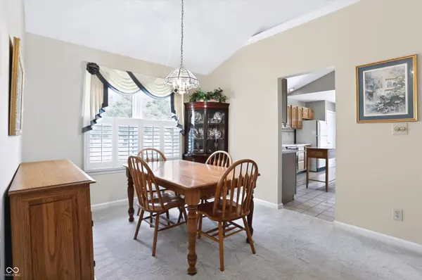 295 Carriage CT, Franklin, IN 46131