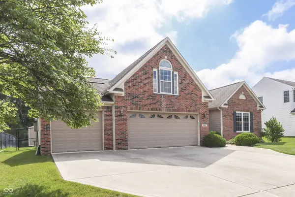 545 Georgetown RD, Greenwood, IN 46142